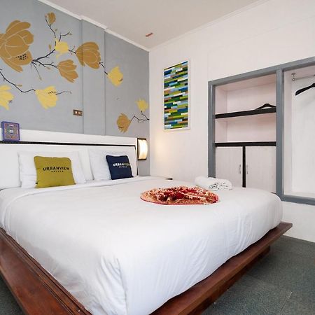 Urbanview Hotel Ananda Syariah By Reddoorz Bukittinggi Esterno foto