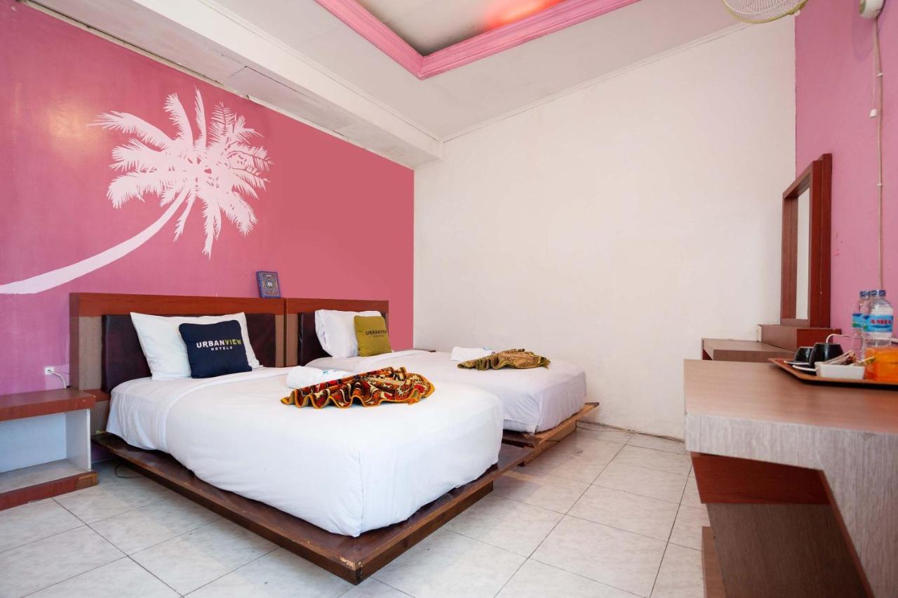 Urbanview Hotel Ananda Syariah By Reddoorz Bukittinggi Esterno foto