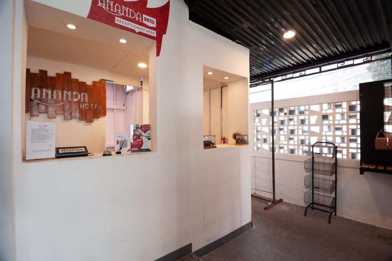 Urbanview Hotel Ananda Syariah By Reddoorz Bukittinggi Esterno foto